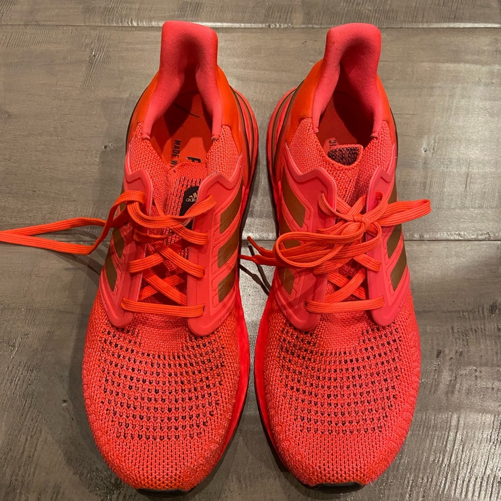 Adidas Ultraboost - LIKE NEW